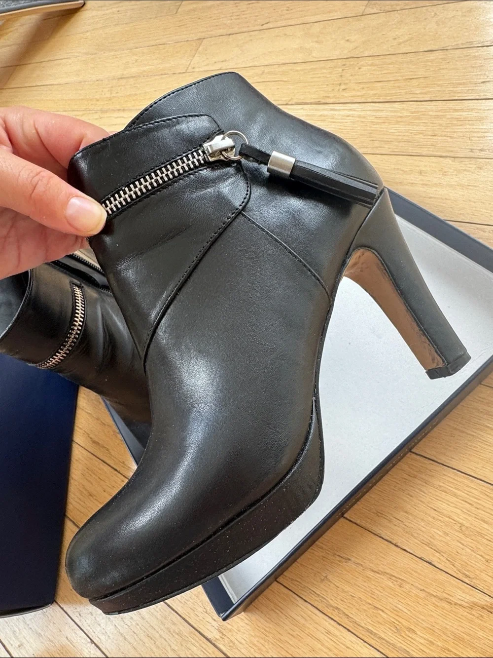 Adrienne Vittadini Black Leather Platform Ankle Booties with Side Zipper